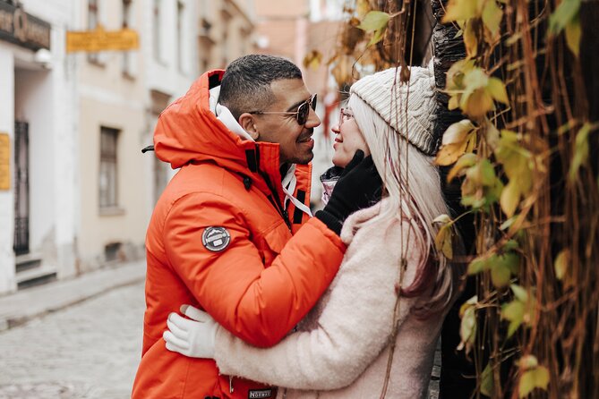 1H Private Photoshoot in Old Town of Riga - Who this is best for, and who should choose another option