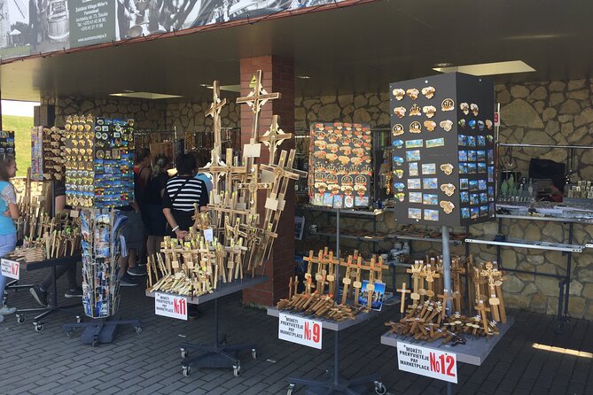 2 countries! Hill of Crosses, Rundale Palace and Bauska castle - What to bring: the small stuff that saves your day