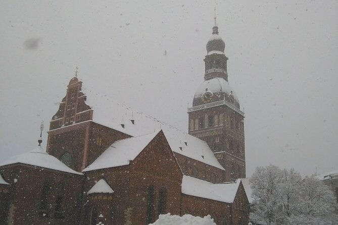 2 Hours Walking Tour in Legends and Secret of Riga's Old Town - Three Brothers to Swedish Gate: narrow lanes, taxes, and a ghost story (Stops 11-14)