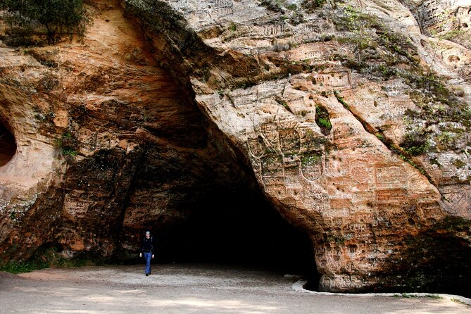 Day trip to Gauja National Park: animals, castles and a cave - The guides matter: Lauris and Valdis as the kind of hosts you want