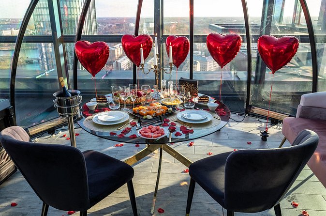 Exclusive Igloo for Lunches, Dinners and Events - Timing It Right: A 1.5-Hour Slot You Can Build Around