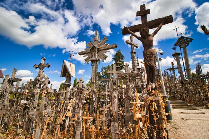From Riga: Hill of Crosses & Jelgava Highlights - Meeting in Riga and getting the day’s story right away