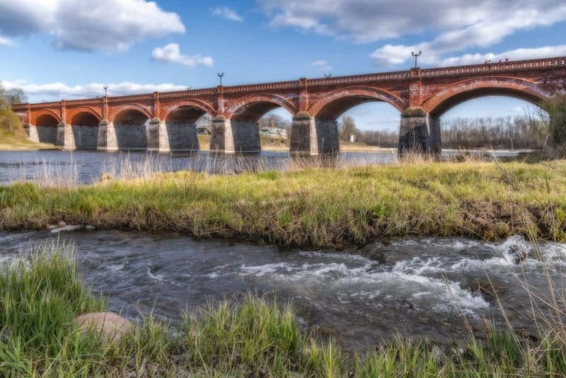 Guided Tour to UNESCO Kuldiga town & Venta River Waterfall - Why Kuldiga and Venta Falls Work as a Latvia Day Trip