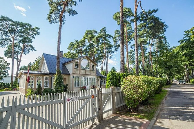 Half-Day Private Trip to Jurmala town and seaside from Riga - How the private driver flexibility actually helps