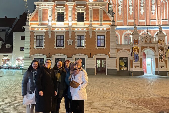 Medieval Experience: Guided Sightseeing and Food Tasting - Optional Latvian drink tasting and history: do it if Riga is your focus
