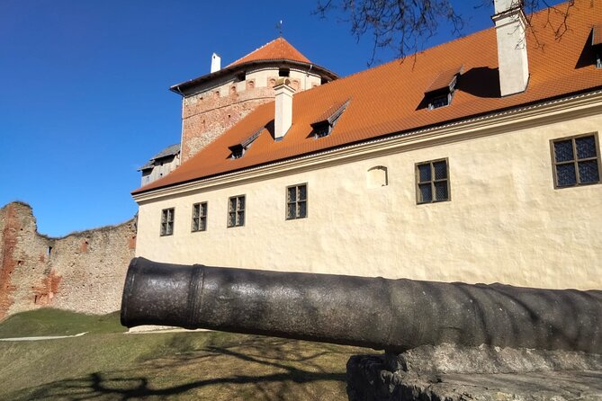 Private Full-Day Trip to Bauska, Rundale and Jelgava Palace - Rundale Palace: Baroque grandeur plus gardens you can actually enjoy