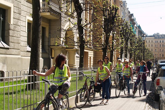 Riga Highlights Bike Tour - Stop 5: Riga Great Choral Synagogue and the Holocaust Memorial