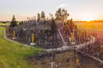 Hill of Crosses & Guided Rundale Palace with Bauska Castle