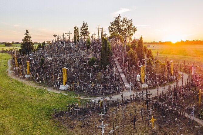 Riga: Hill of Crosses & Guided Rundale Palace with Bauska Castle - Hill of Crosses: Guided Meaning First, Then Your Own Hour to Look