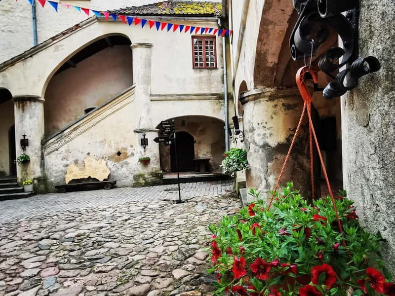 Riga: Nearby Manors and Castles Tour - Jaunmokas Hunting Palace: early 1900s wealth in a quieter setting