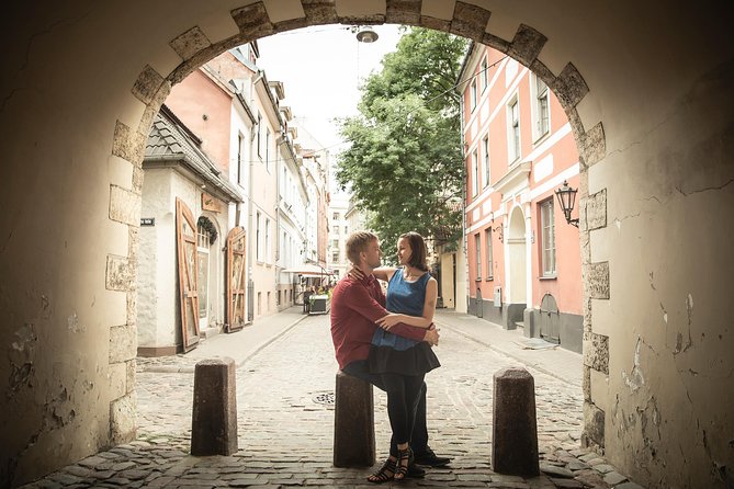 Riga Private Photoshoot Tour - Who should book this private Riga photoshoot tour