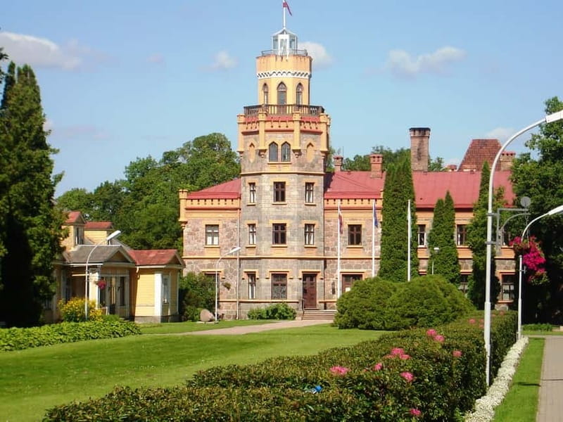 Riga: Private Sigulda, Turaida, and Gauja National Park Tour - Gauja National Park: Forest Smells, River Quiet, and a Pause That Matters