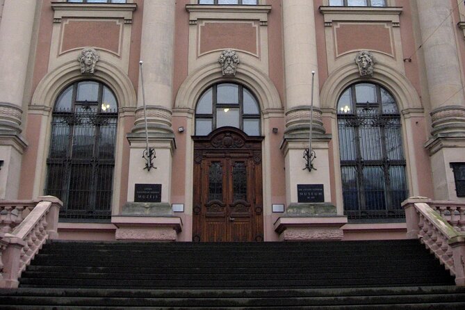 Riga's Architecture: A self-guided audio tour of the city's art nouveau history - Riga’s Art Nouveau isn’t a theme, it is a skill you can learn