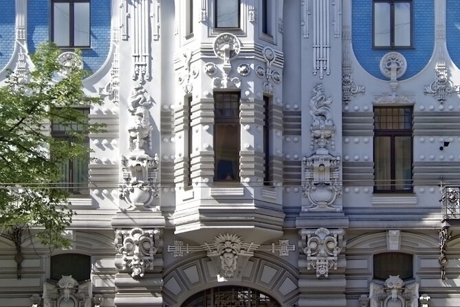 Riga's Architecture: A self-guided audio tour of the city's art nouveau history - Stop 1: Latvian National Museum of Art, the best place to start your Art Nouveau eye