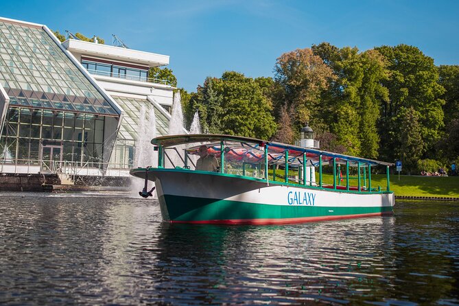 Riga Sightseeing Tour by Canal Boat with Audioguide - Bastion Hill and the Freedom Monument: Icon Viewpoints