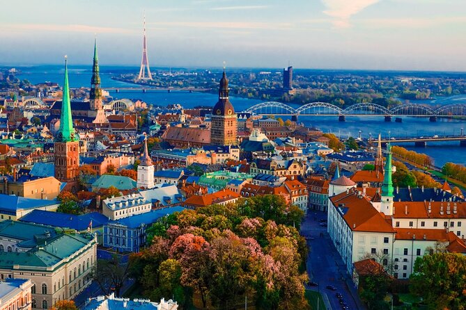 Riga to Tallinn - Sightseeing transfer - Price and value: what $515.45 per group really buys