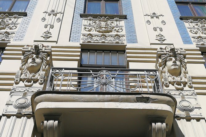 Ultimate Art Nouveau Experience in Riga - Private Tour - Stop 3: Coffee break at Art Cafe Sienna (or similar)